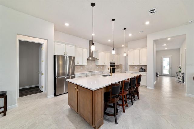 8828 SW 61ST LOOP, Ocala, FL 34481