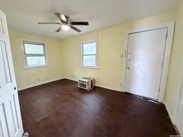 1224 San Angelo, San Antonio, TX 78201