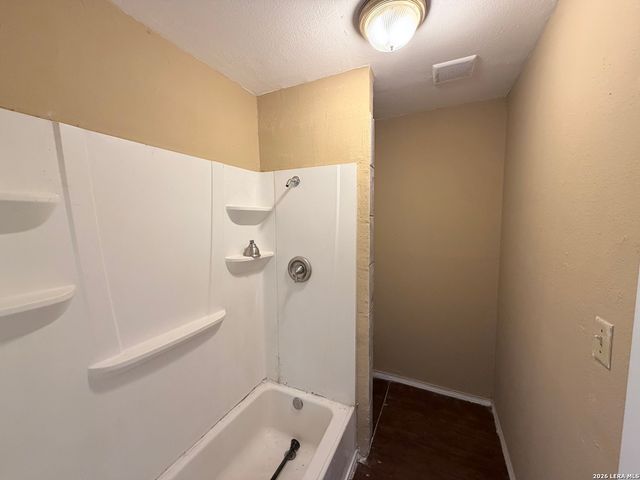 1224 San Angelo, San Antonio, TX 78201