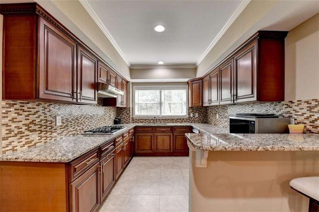 862 Berryman Place, Lawrenceville, GA 30045