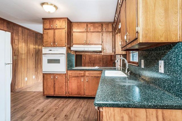 3854 Ridgewood Drive SE, Smyrna, GA 30080