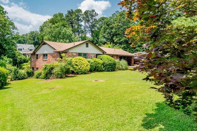 3854 Ridgewood Drive SE, Smyrna, GA 30080