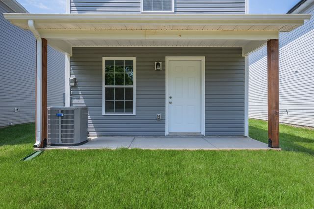 423 Via Drive, Clarksville, TN 37043