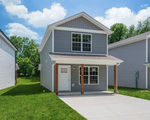 423 Via Drive, Clarksville, TN 37043