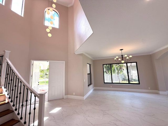 1324 Beacon Circle, Wellington, FL 33414