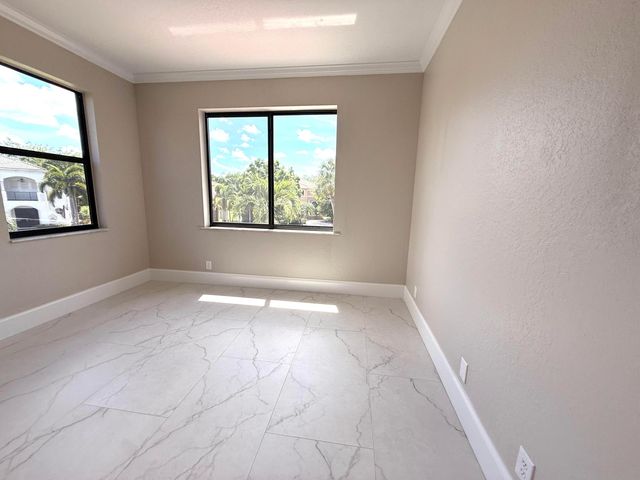 1324 Beacon Circle, Wellington, FL 33414