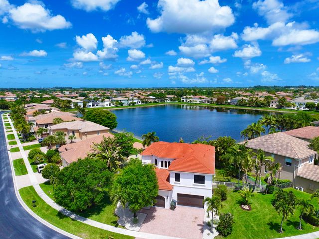 1324 Beacon Circle, Wellington, FL 33414