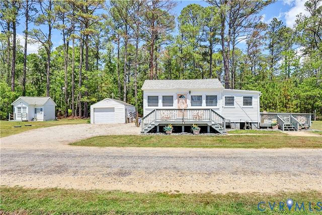 1675 Daniel Ave, North, VA 23128