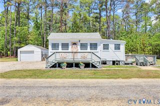 1675 Daniel Ave, North, VA 23128