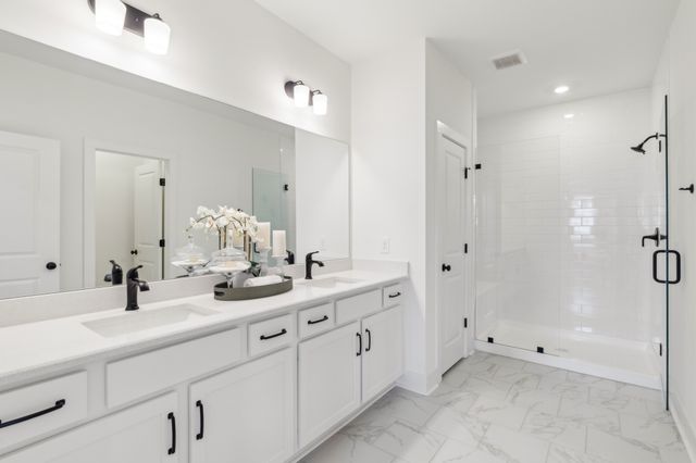 140 Valentine Aly, Nashville, TN 37218