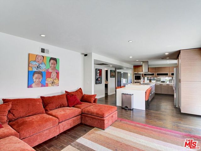 6763 Radlock Avenue, Los Angeles, CA 90056