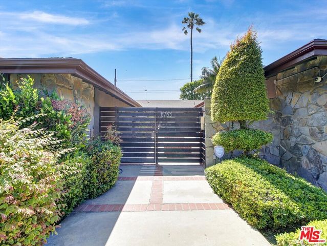 6763 Radlock Avenue, Los Angeles, CA 90056
