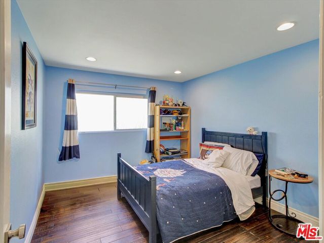6763 Radlock Avenue, Los Angeles, CA 90056