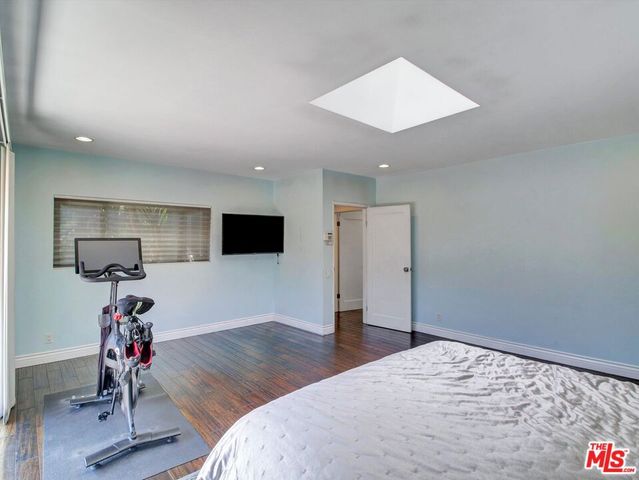 6763 Radlock Avenue, Los Angeles, CA 90056