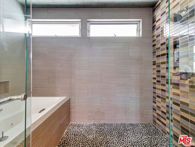 6763 Radlock Avenue, Los Angeles, CA 90056