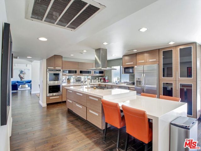 6763 Radlock Avenue, Los Angeles, CA 90056