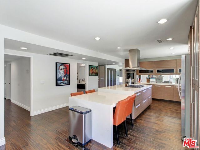 6763 Radlock Avenue, Los Angeles, CA 90056