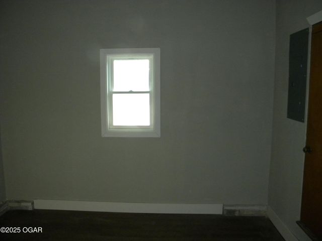 9599 County Rd 118, Carthage, MO 64836