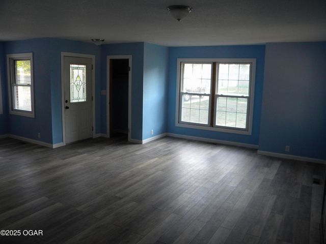 9599 County Rd 118, Carthage, MO 64836