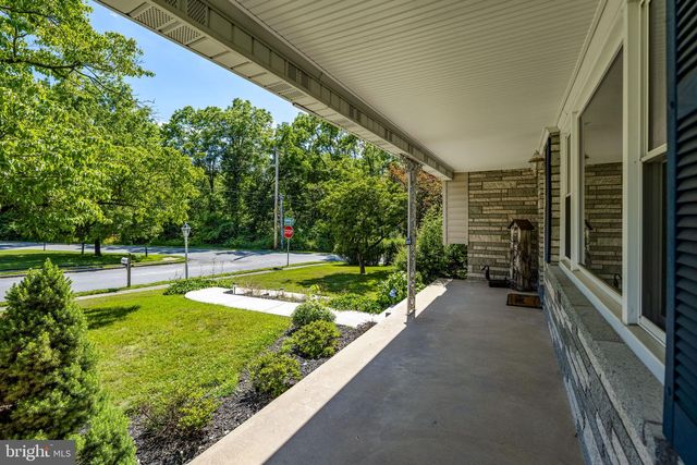 4107 TROWBRIDGE RD, York, PA 17402