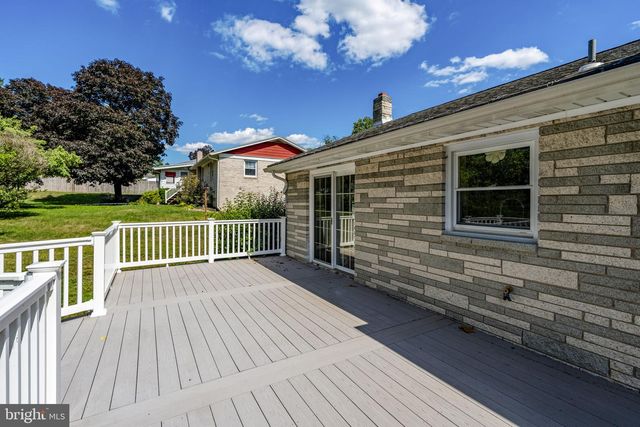 4107 TROWBRIDGE RD, York, PA 17402