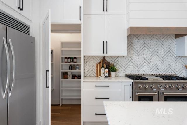 15337 Pronghorn Dr, Caldwell, ID 83607