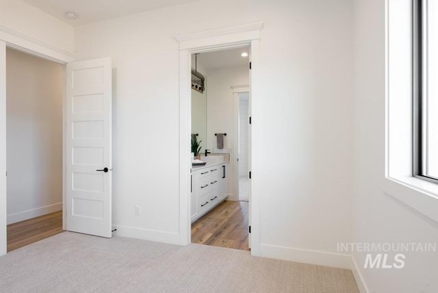 15337 Pronghorn Dr, Caldwell, ID 83607