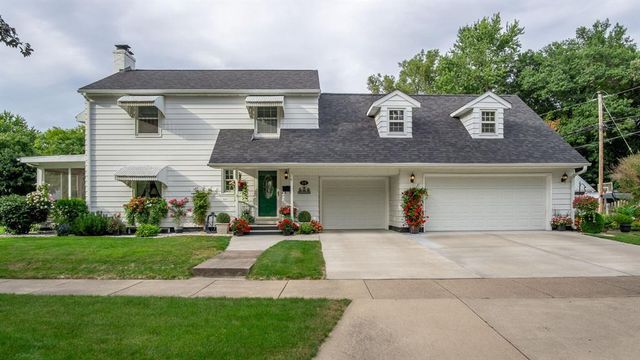 606 Gilbert Avenue, Eau Claire, WI 54701