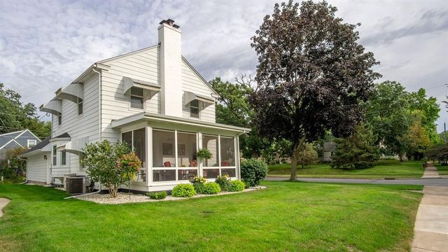 606 Gilbert Avenue, Eau Claire, WI 54701