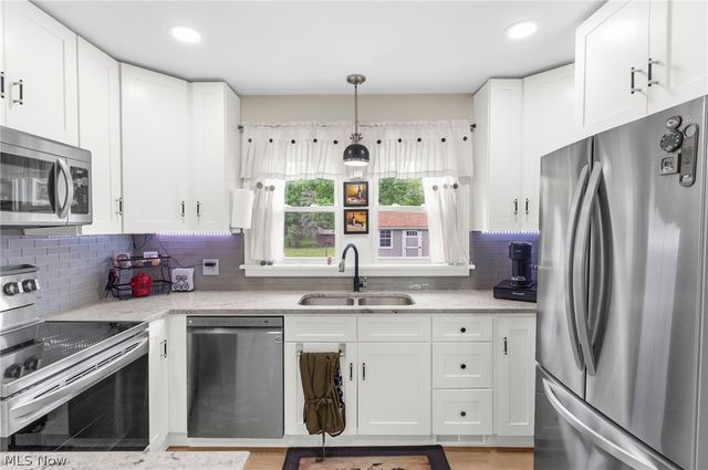 10060 Salem Warren Road, Salem, OH 44460
