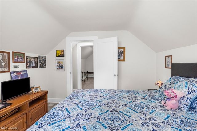 10060 Salem Warren Road, Salem, OH 44460