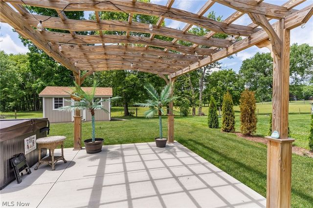 10060 Salem Warren Road, Salem, OH 44460