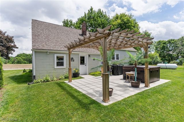 10060 Salem Warren Road, Salem, OH 44460