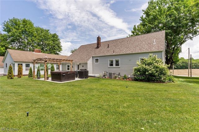 10060 Salem Warren Road, Salem, OH 44460