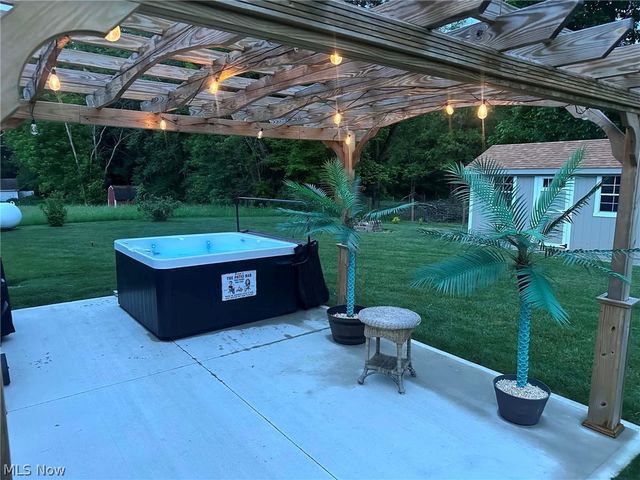 10060 Salem Warren Road, Salem, OH 44460