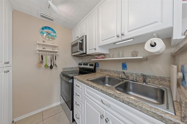 2600 N PAULA DRIVE 12D, Dunedin, FL 34698