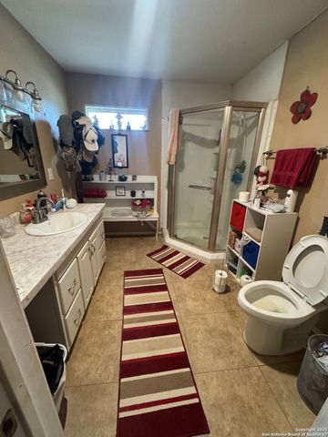 223 W RIO GRANDE, Pearsall, TX 78061