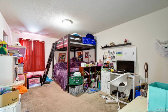 145 Rustic, Universal City, TX 78148