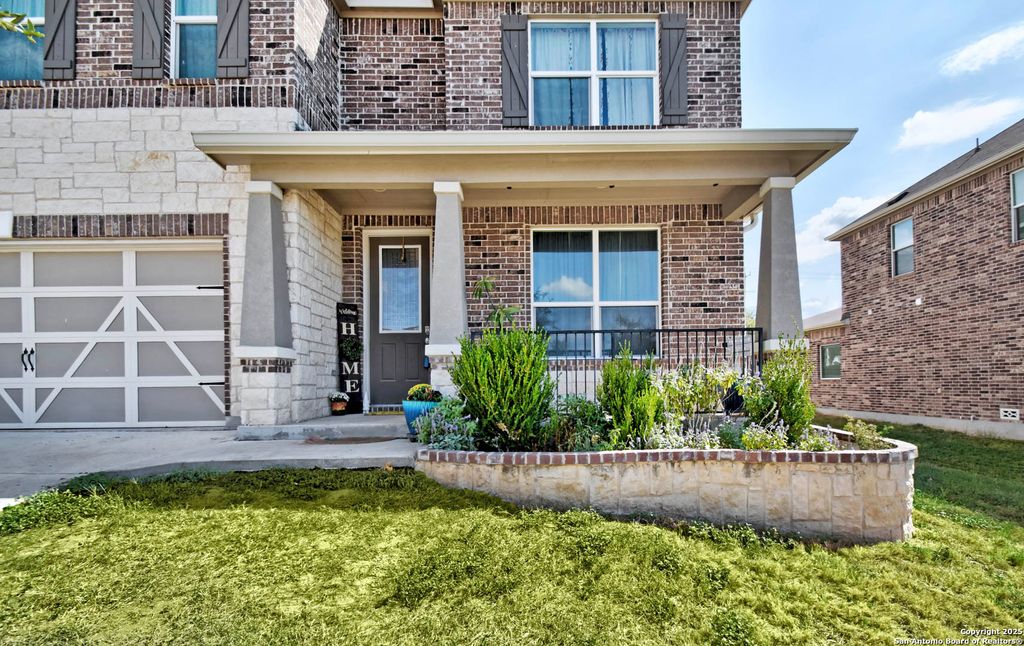145 Rustic, Universal City, TX 78148