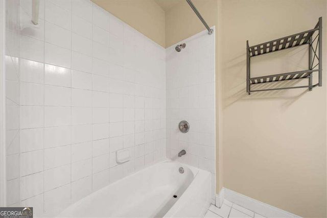 205 16th Street NW 9, Atlanta, GA 30363