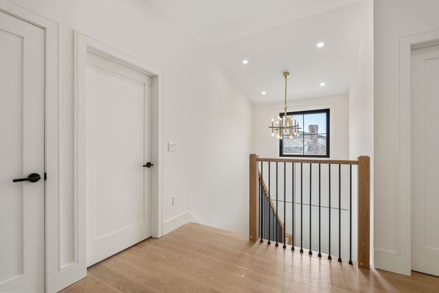 16-22 Clinton St 16, Newton, MA 02458