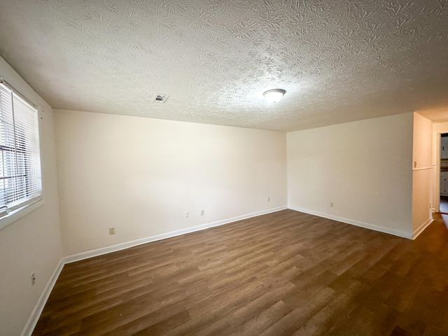 48 London Avenue, Corbin, KY 40701