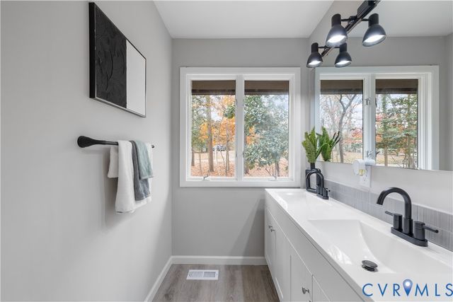 1 Brandon Cir, Williamsburg, VA 23185