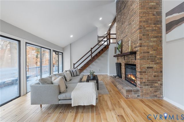 1 Brandon Cir, Williamsburg, VA 23185