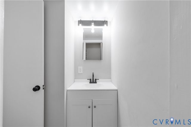 1 Brandon Cir, Williamsburg, VA 23185