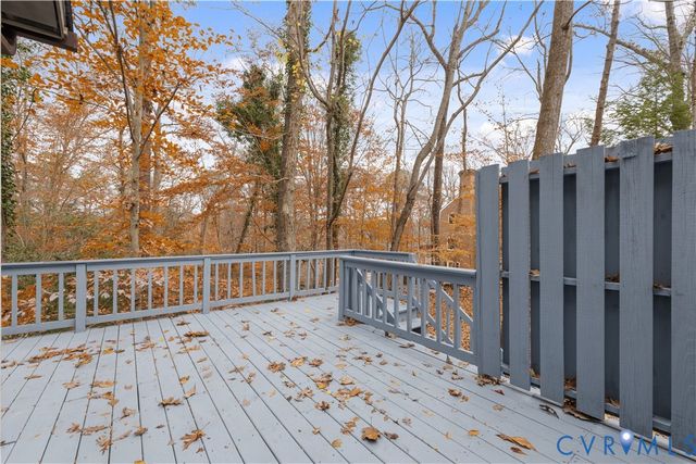 1 Brandon Cir, Williamsburg, VA 23185