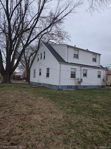 20010 Voiland Street, Roseville, MI 48066