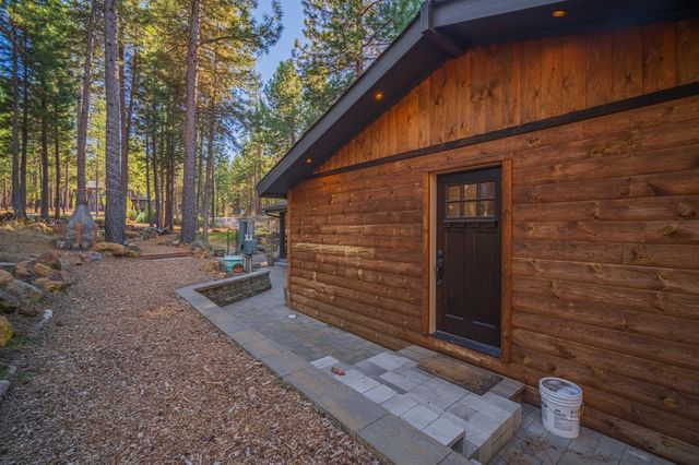 16878 Jacinto Road, Bend, OR 97707