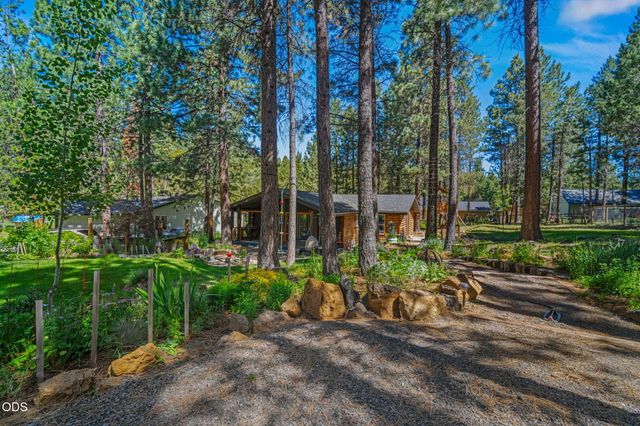 16878 Jacinto Road, Bend, OR 97707
