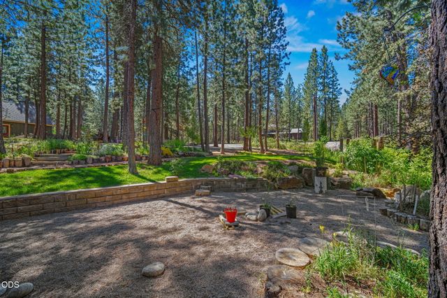 16878 Jacinto Road, Bend, OR 97707